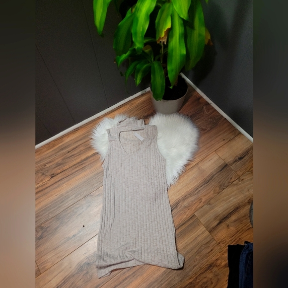 Audrey 3+1 Ribbed bodycon dress - Picture 1 of 3